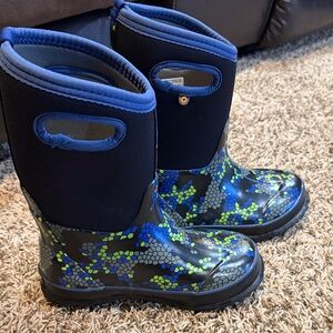 Bogs Kids Rain Boots - Black and Blue with Green Accents